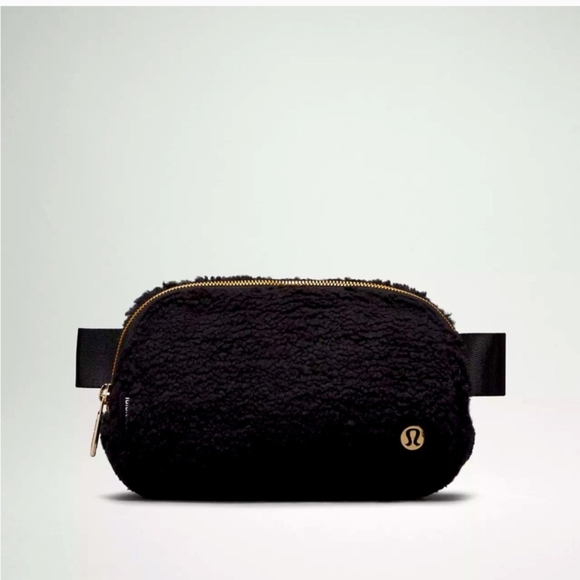 Lululemon Black Fleece Everywhere Belt Bag - Picture 1 of 6